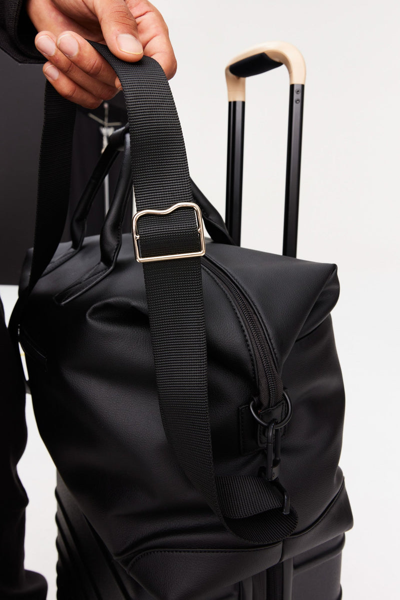 Resale The Premium Duffle in Black