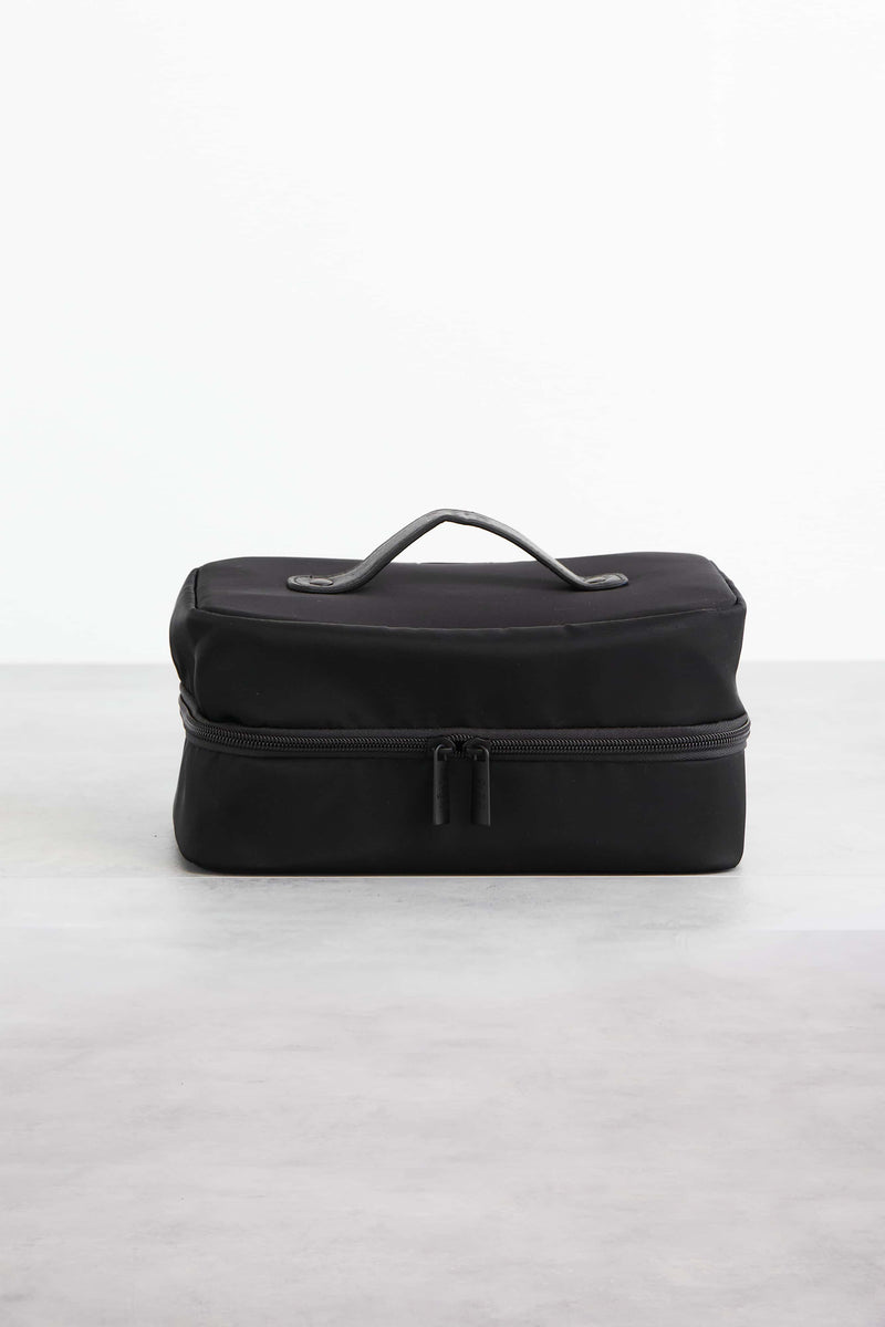 Resale The Hanging Cosmetic Case in Black