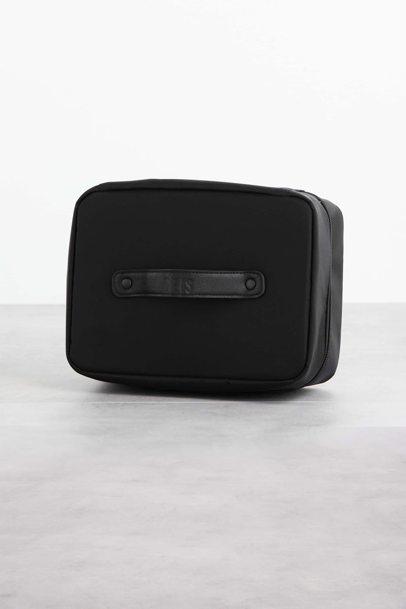 Resale The Hanging Cosmetic Case in Black