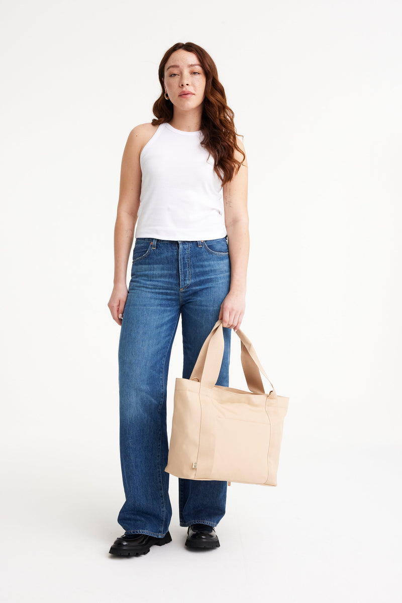 Resale The BÉISics Tote in Beige