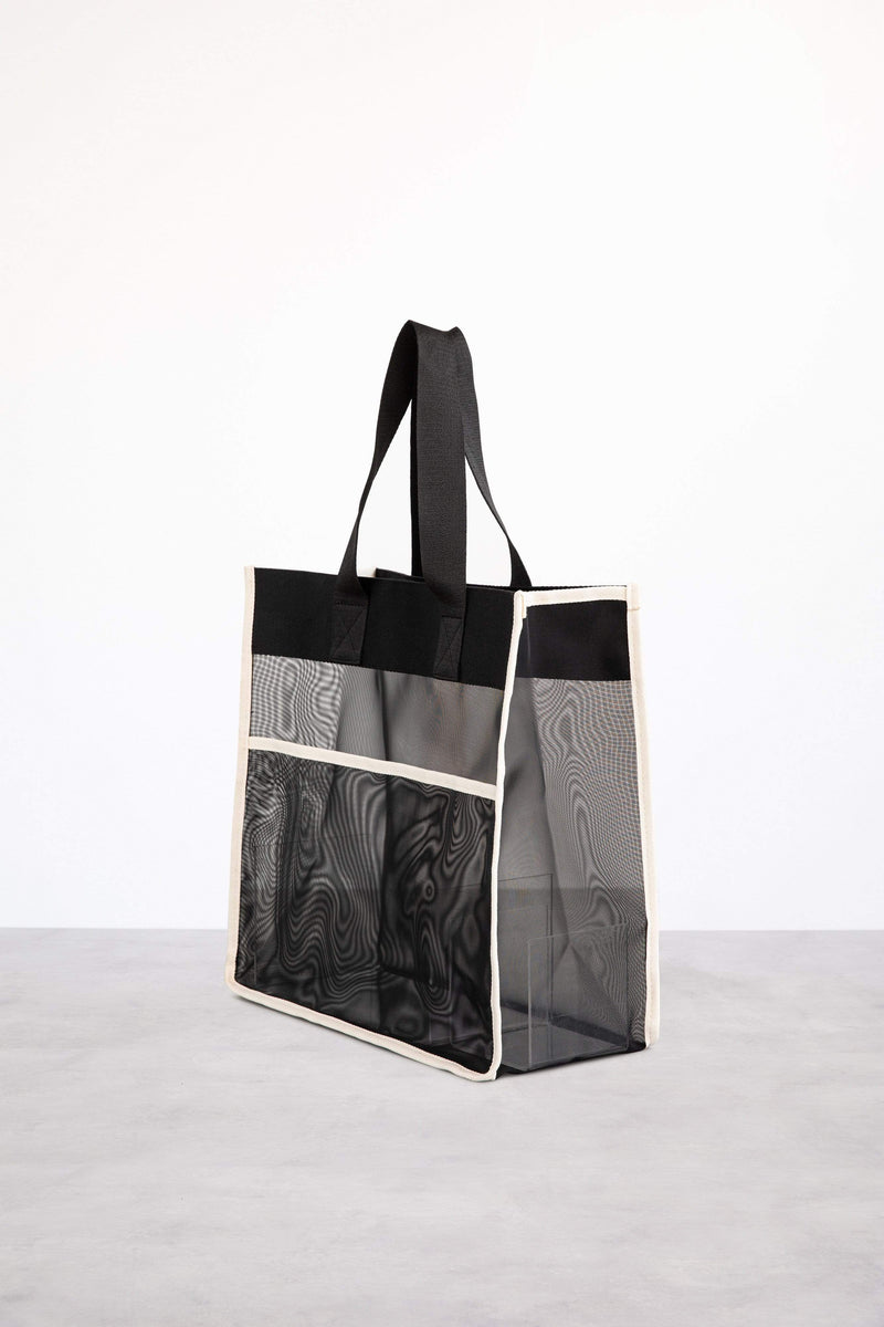 The Shopper Tote in Black