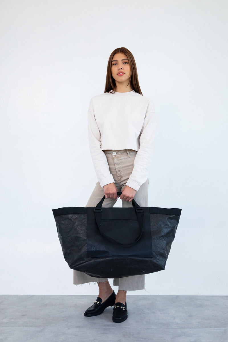 Resale The Extra Large Tote in Black